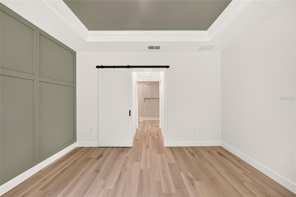 For Sale: $324,900 (4 beds, 2 baths, 1863 Square Feet)