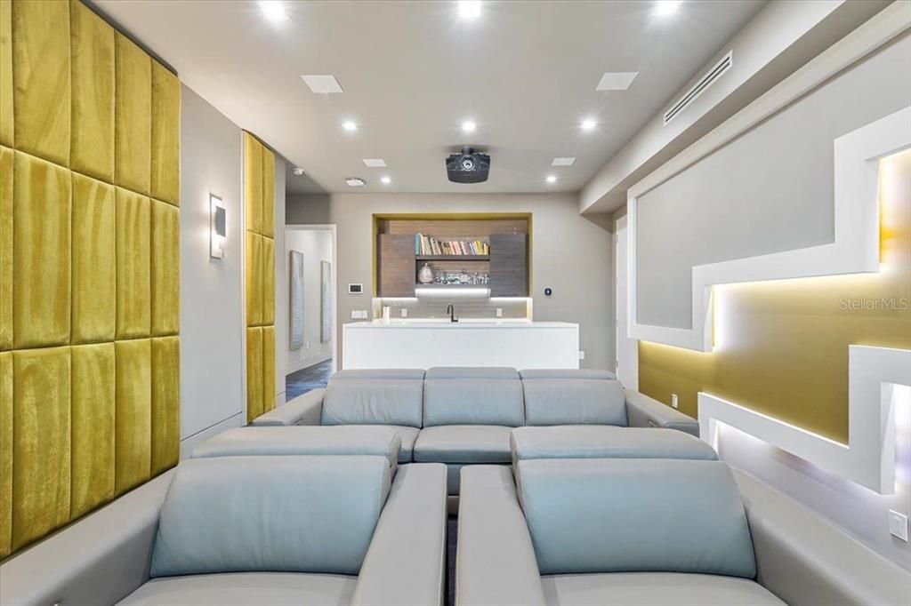 For Rent: $28,000 (6 beds, 6 baths, 7250 Square Feet)