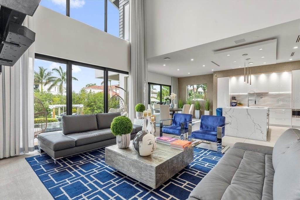 For Rent: $28,000 (6 beds, 6 baths, 7250 Square Feet)