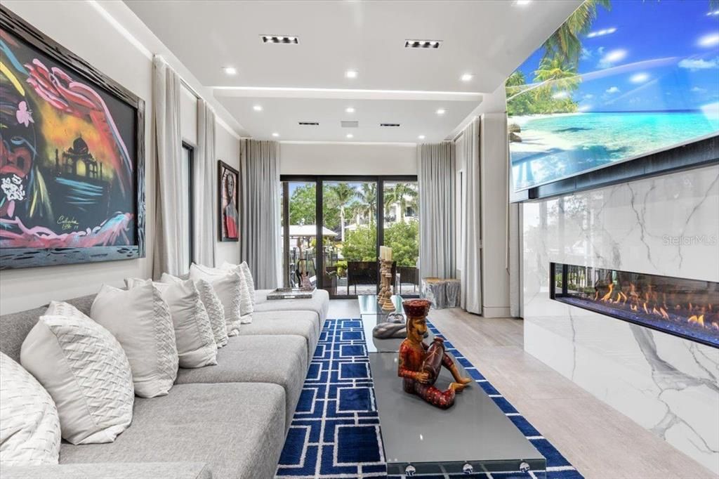 For Rent: $28,000 (6 beds, 6 baths, 7250 Square Feet)