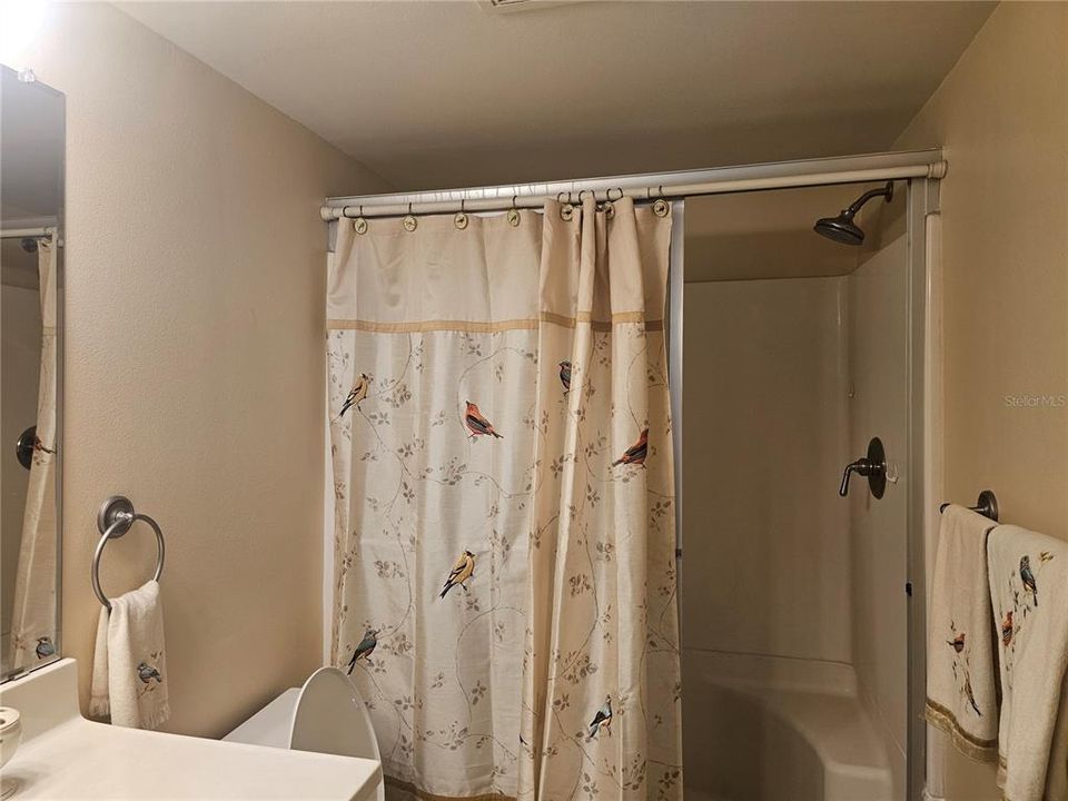 For Sale: $178,000 (2 beds, 2 baths, 870 Square Feet)