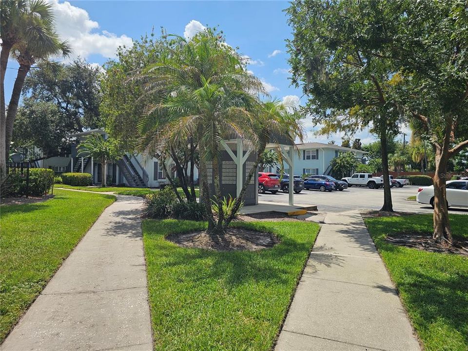 For Sale: $178,000 (2 beds, 2 baths, 870 Square Feet)