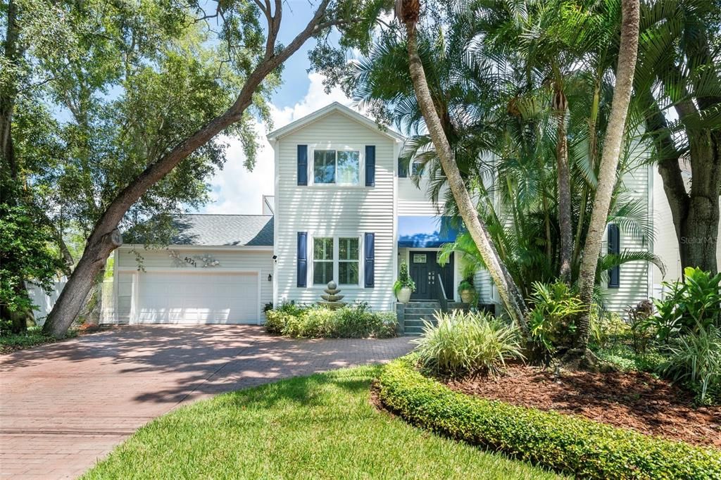 For Sale: $1,250,000 (4 beds, 3 baths, 2768 Square Feet)