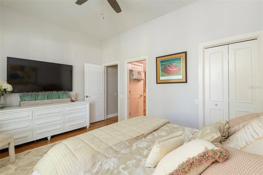 For Sale: $1,250,000 (4 beds, 3 baths, 2768 Square Feet)