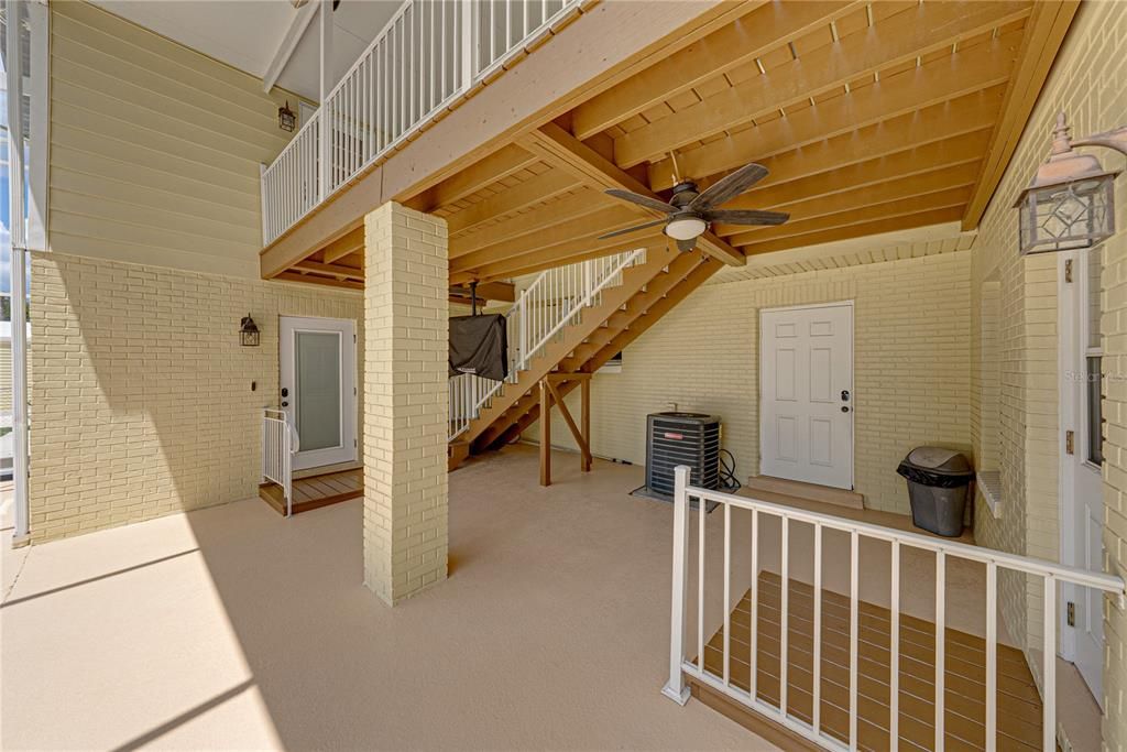 For Sale: $420,000 (5 beds, 4 baths, 3676 Square Feet)