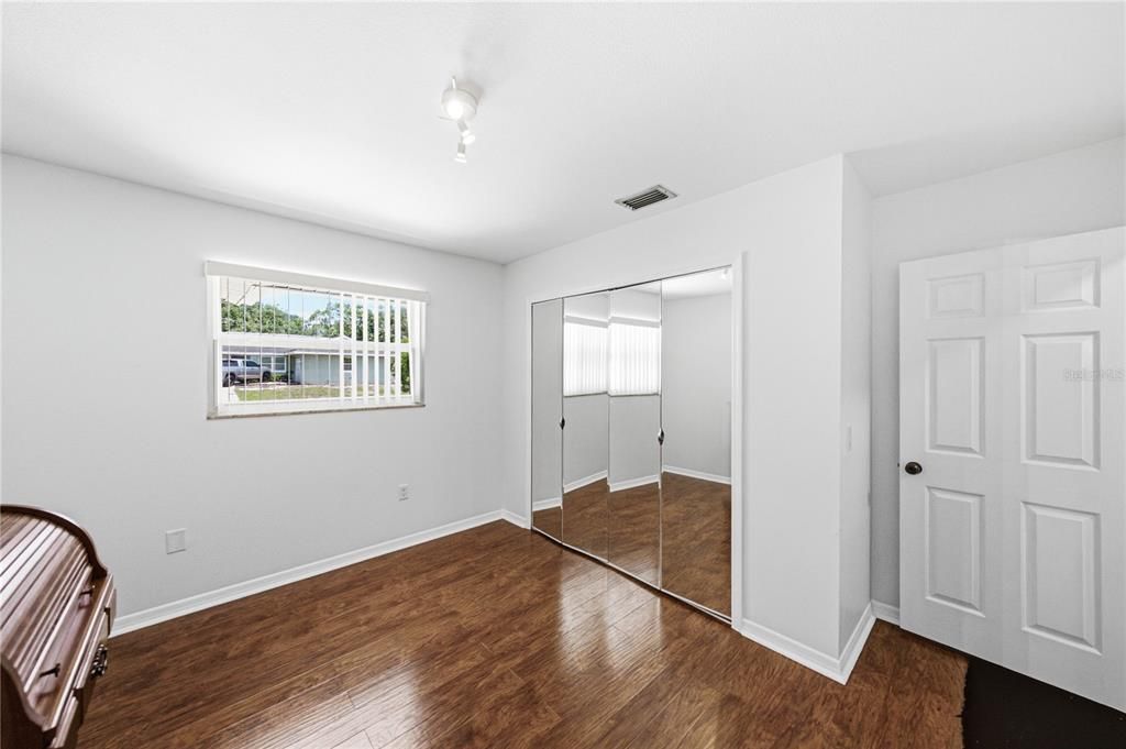 For Sale: $420,000 (5 beds, 4 baths, 3676 Square Feet)