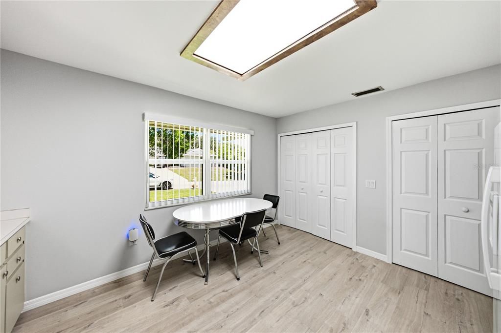 For Sale: $420,000 (5 beds, 4 baths, 3676 Square Feet)