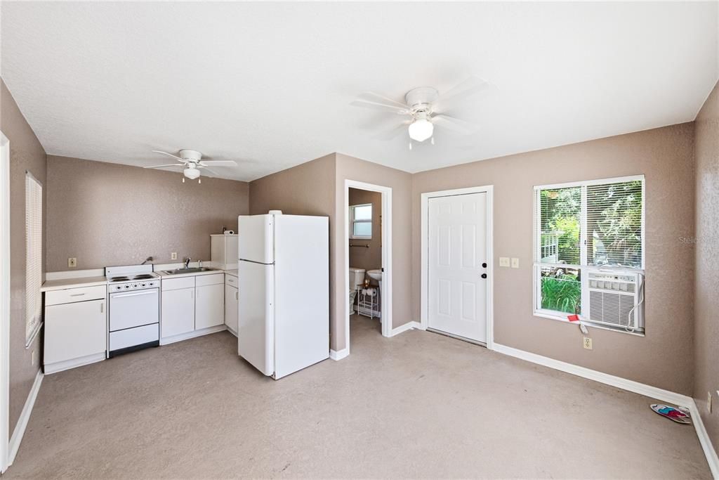 For Sale: $420,000 (5 beds, 4 baths, 3676 Square Feet)