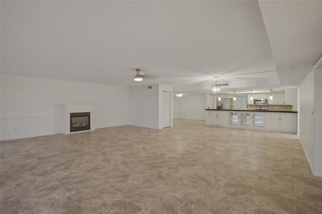 For Sale: $550,000 (3 beds, 2 baths, 2306 Square Feet)