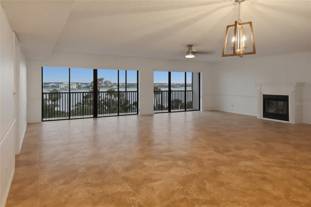 For Sale: $550,000 (3 beds, 2 baths, 2306 Square Feet)