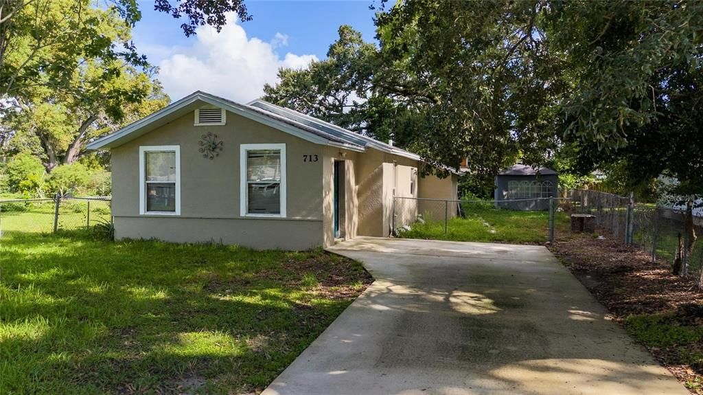 For Sale: $293,000 (4 beds, 2 baths, 1460 Square Feet)