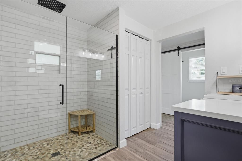 For Sale: $459,900 (2 beds, 2 baths, 1196 Square Feet)