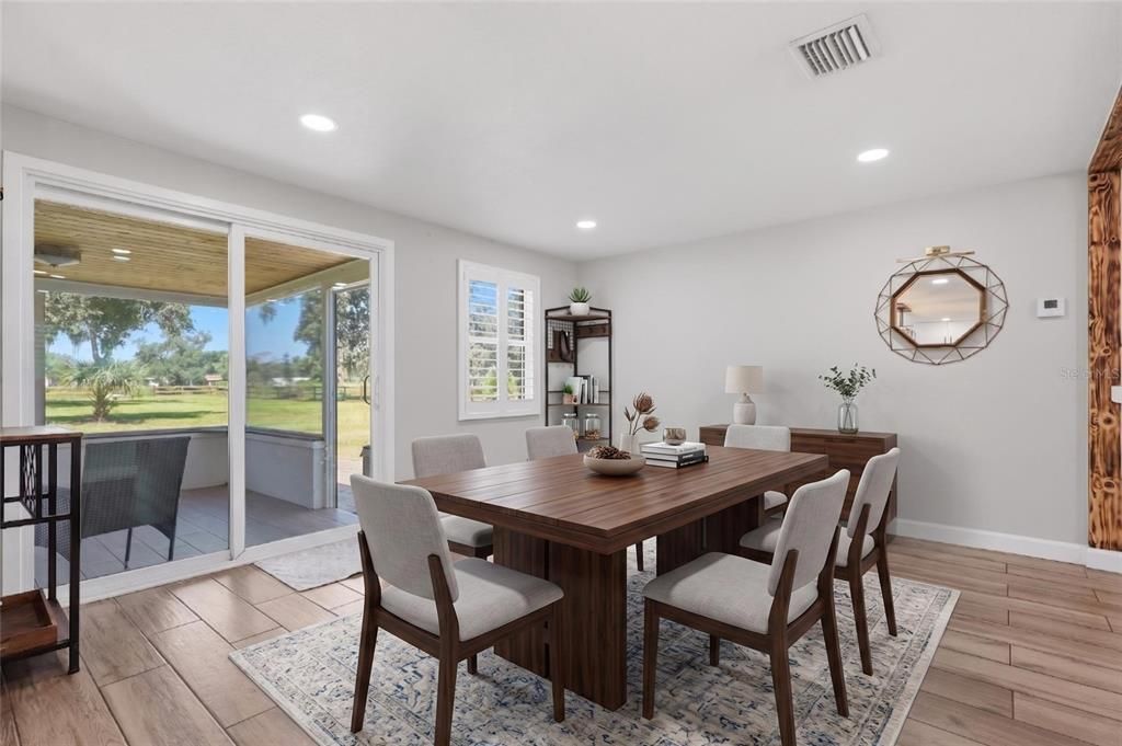 For Sale: $459,900 (2 beds, 2 baths, 1196 Square Feet)