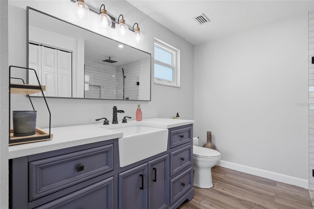 For Sale: $459,900 (2 beds, 2 baths, 1196 Square Feet)