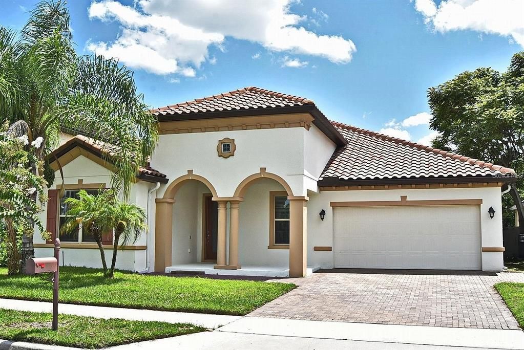 For Rent: $3,500 (4 beds, 3 baths, 2681 Square Feet)