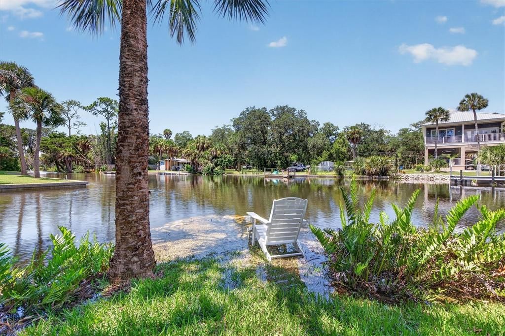 For Sale: $559,900 (2 beds, 2 baths, 1350 Square Feet)