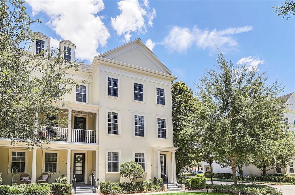 For Rent: $4,950 (3 beds, 3 baths, 1895 Square Feet)