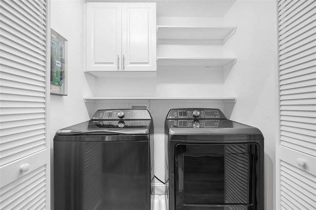 For Rent: $4,950 (3 beds, 3 baths, 1895 Square Feet)