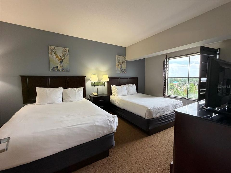 For Sale: $129,000 (1 beds, 1 baths, 542 Square Feet)