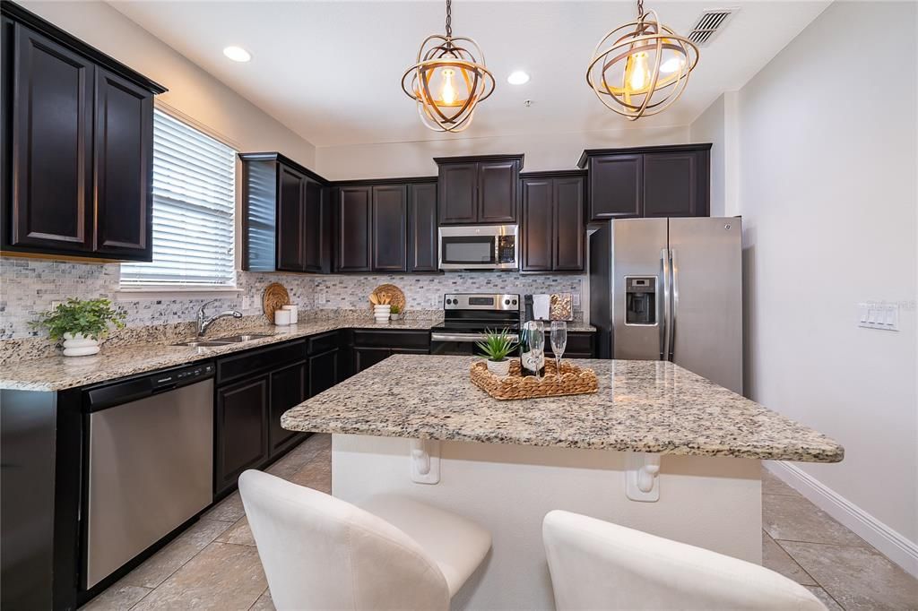For Rent: $2,600 (4 beds, 3 baths, 2254 Square Feet)
