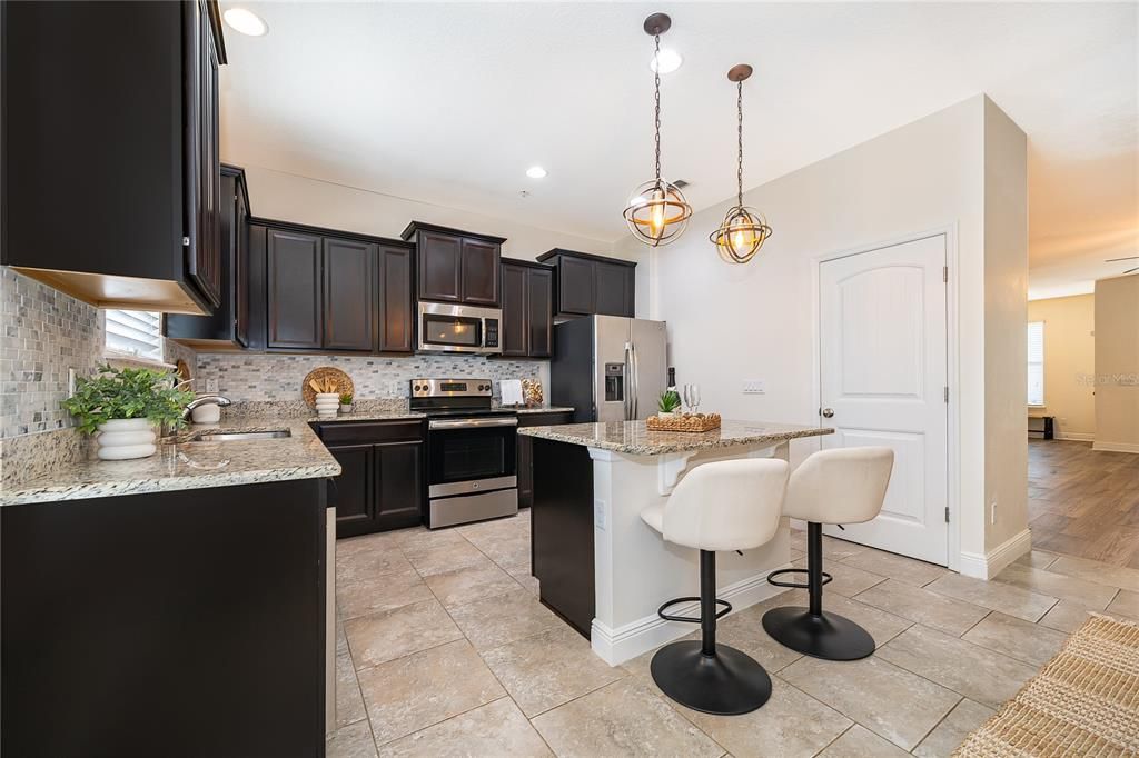 For Rent: $2,600 (4 beds, 3 baths, 2254 Square Feet)