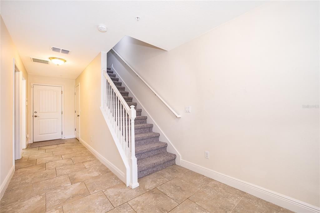 For Rent: $2,600 (4 beds, 3 baths, 2254 Square Feet)