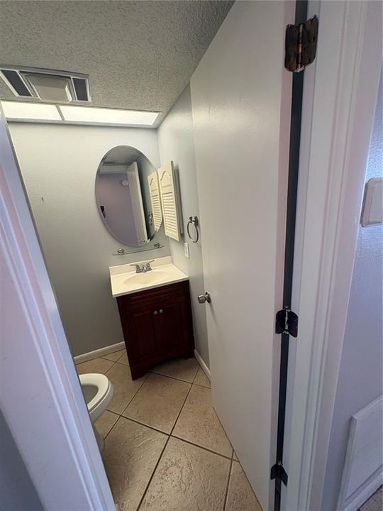 For Sale: $85,000 (1 beds, 1 baths, 647 Square Feet)