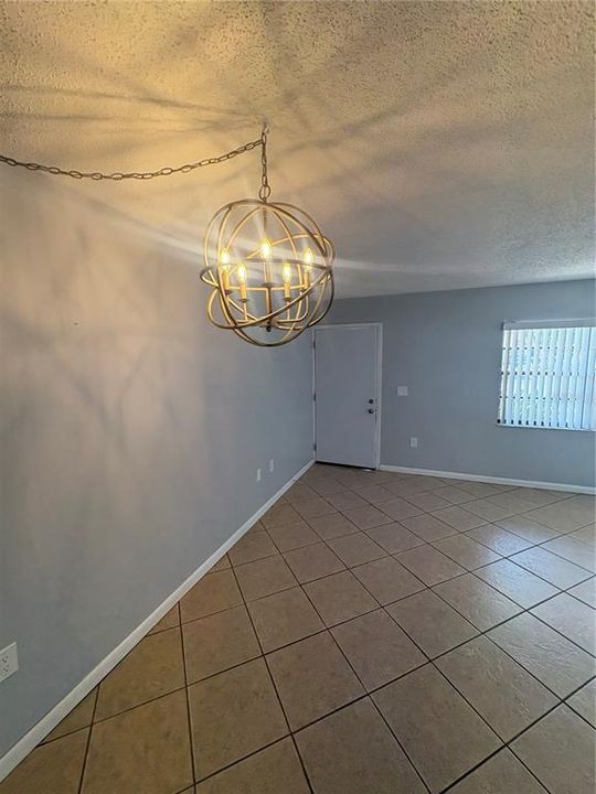 For Sale: $85,000 (1 beds, 1 baths, 647 Square Feet)