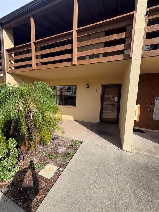 For Sale: $85,000 (1 beds, 1 baths, 647 Square Feet)