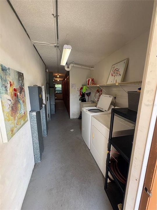 For Sale: $85,000 (1 beds, 1 baths, 647 Square Feet)