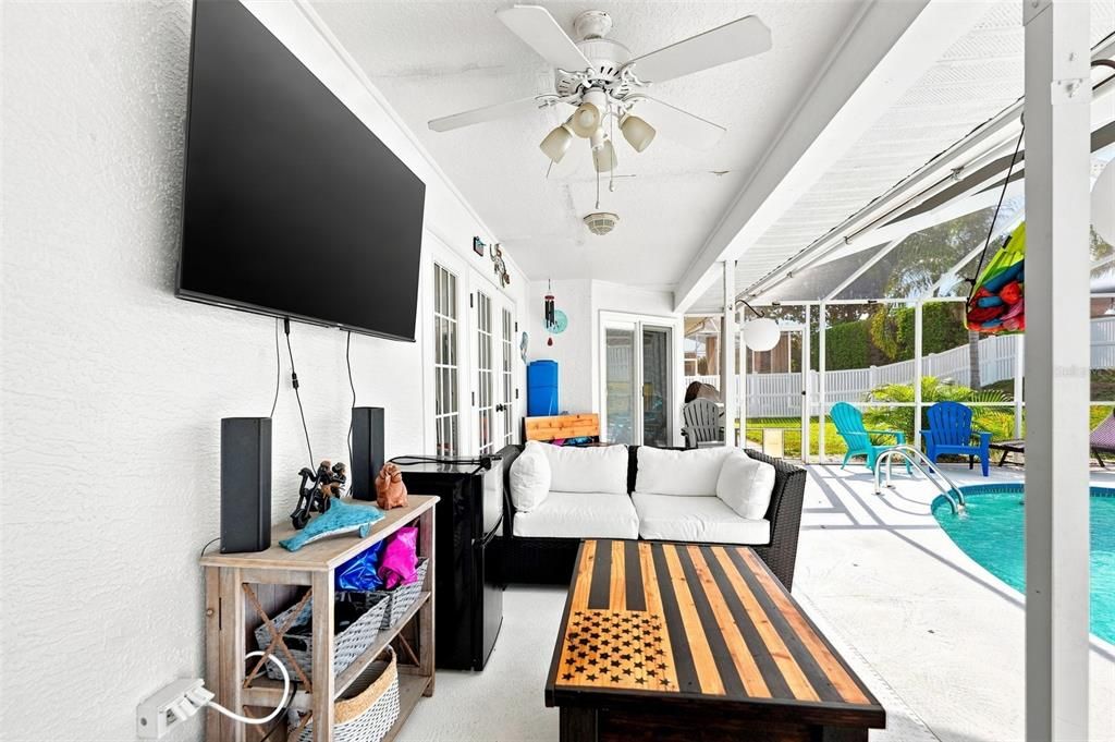 En Venta: $335,000 (2 camas, 2 baños, 1612 Pies cuadrados)
