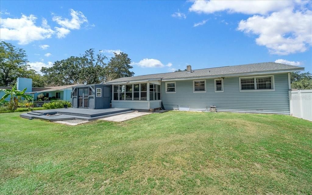 For Sale: $239,900 (4 beds, 2 baths, 1399 Square Feet)