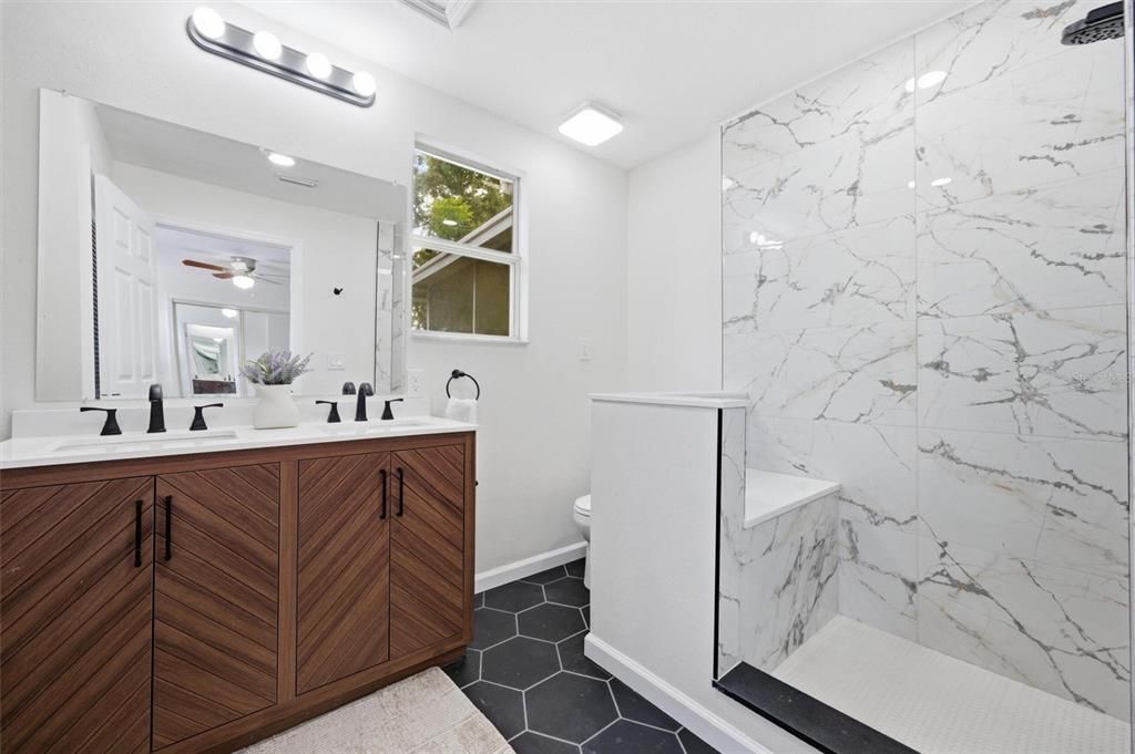En Venta: $399,999 (3 camas, 2 baños, 1218 Pies cuadrados)