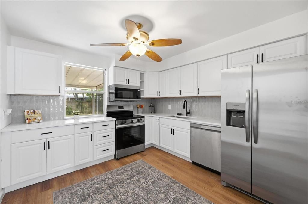 En Venta: $399,999 (3 camas, 2 baños, 1218 Pies cuadrados)