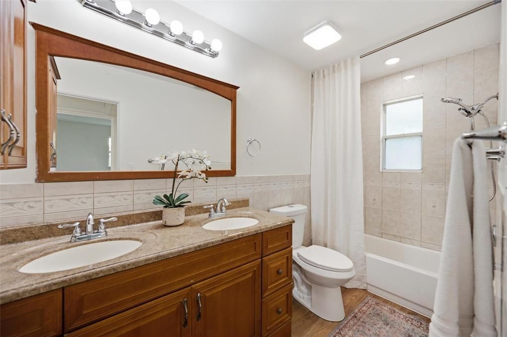 En Venta: $399,999 (3 camas, 2 baños, 1218 Pies cuadrados)