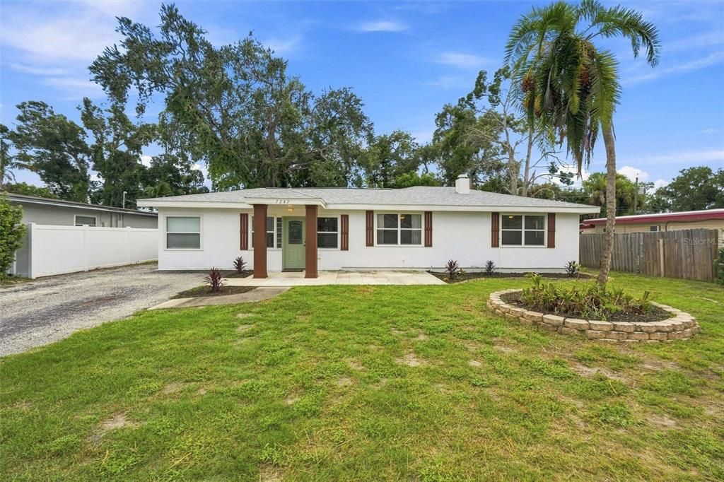 En Venta: $399,999 (3 camas, 2 baños, 1218 Pies cuadrados)