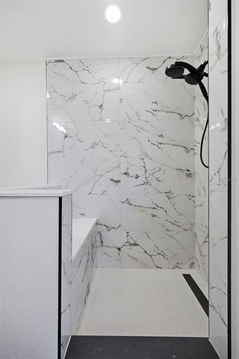 En Venta: $399,999 (3 camas, 2 baños, 1218 Pies cuadrados)