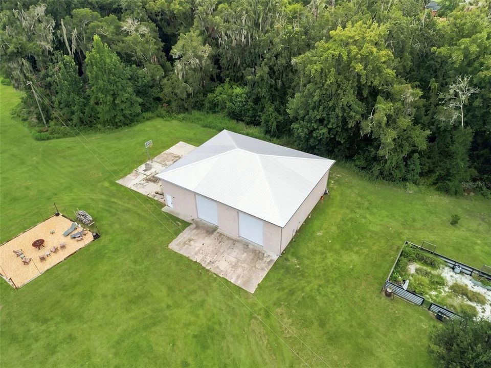 For Sale: $1,395,000 (5 beds, 4 baths, 4088 Square Feet)