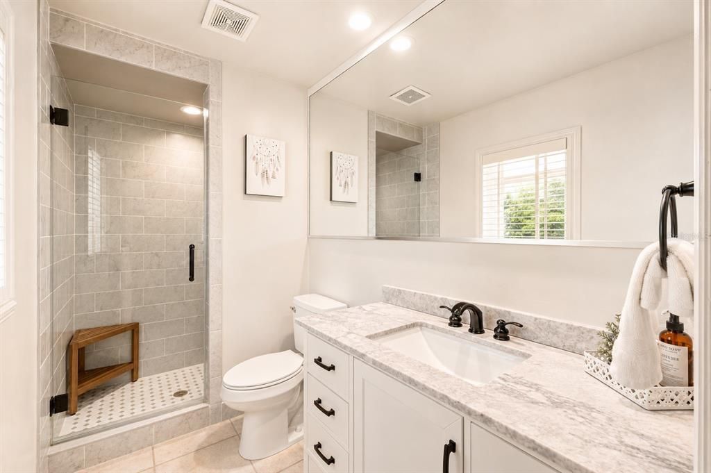 For Sale: $1,395,000 (5 beds, 4 baths, 4088 Square Feet)