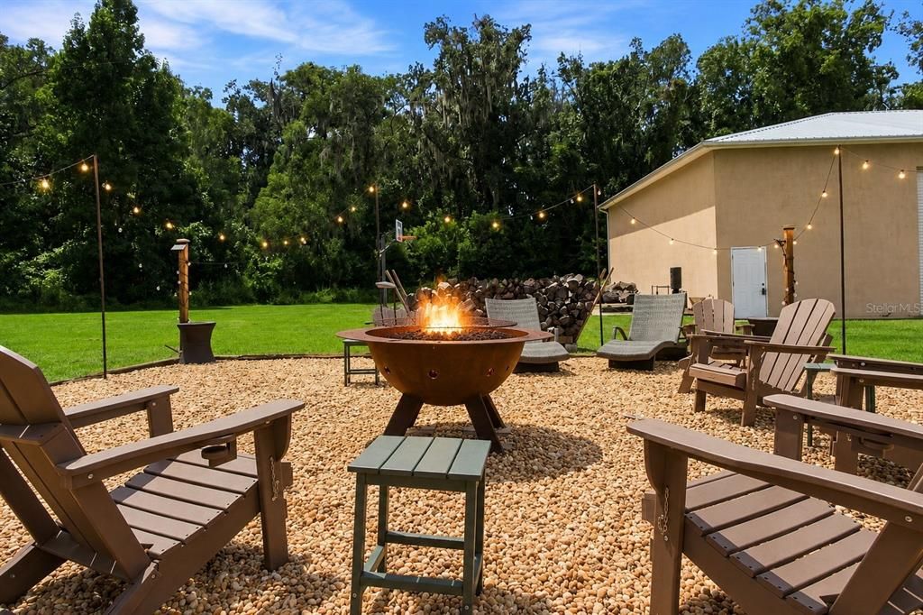 For Sale: $1,395,000 (5 beds, 4 baths, 4088 Square Feet)