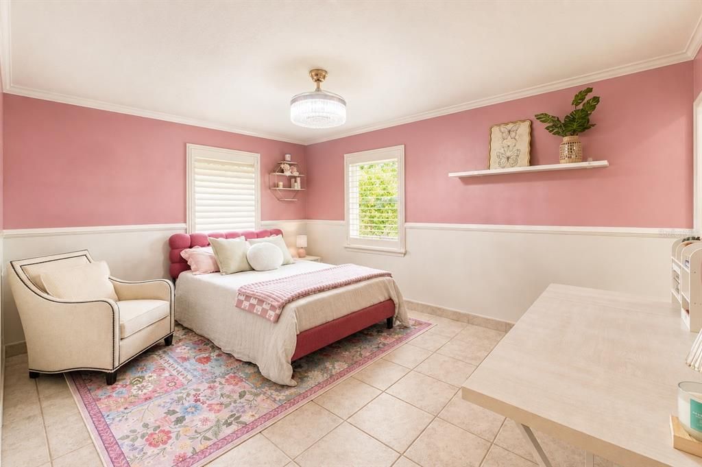 For Sale: $1,395,000 (5 beds, 4 baths, 4088 Square Feet)