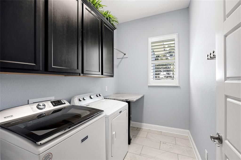 For Sale: $739,000 (3 beds, 3 baths, 2209 Square Feet)