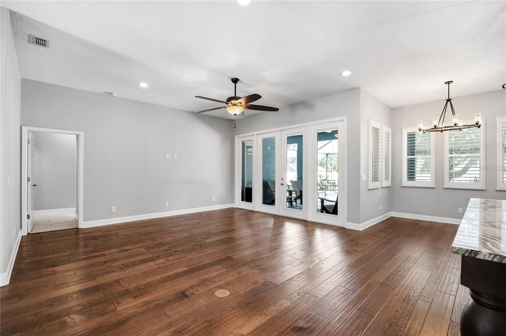For Sale: $739,000 (3 beds, 3 baths, 2209 Square Feet)