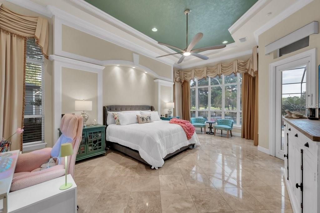 En Venta: $1,500,000 (4 camas, 5 baños, 4484 Pies cuadrados)