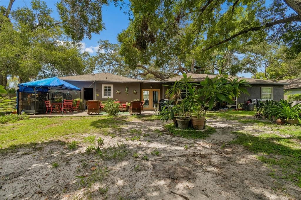 For Sale: $439,900 (3 beds, 2 baths, 1412 Square Feet)