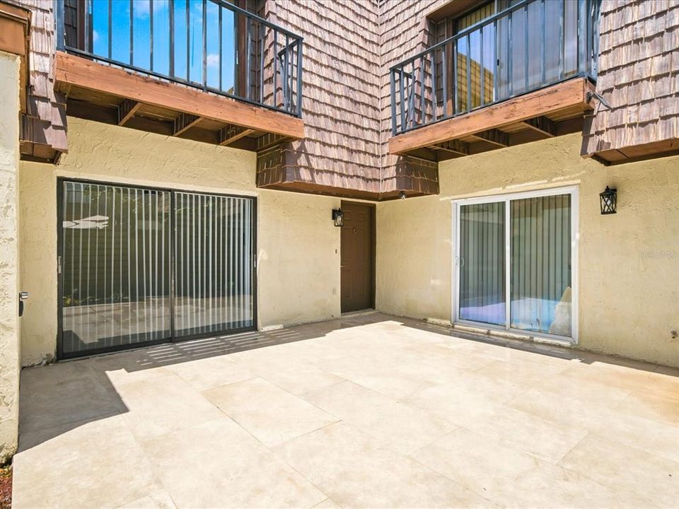 For Rent: $2,300 (2 beds, 2 baths, 1312 Square Feet)