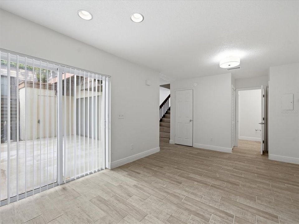 For Rent: $2,300 (2 beds, 2 baths, 1312 Square Feet)