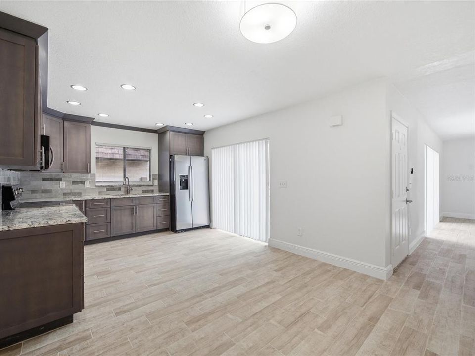For Rent: $2,300 (2 beds, 2 baths, 1312 Square Feet)