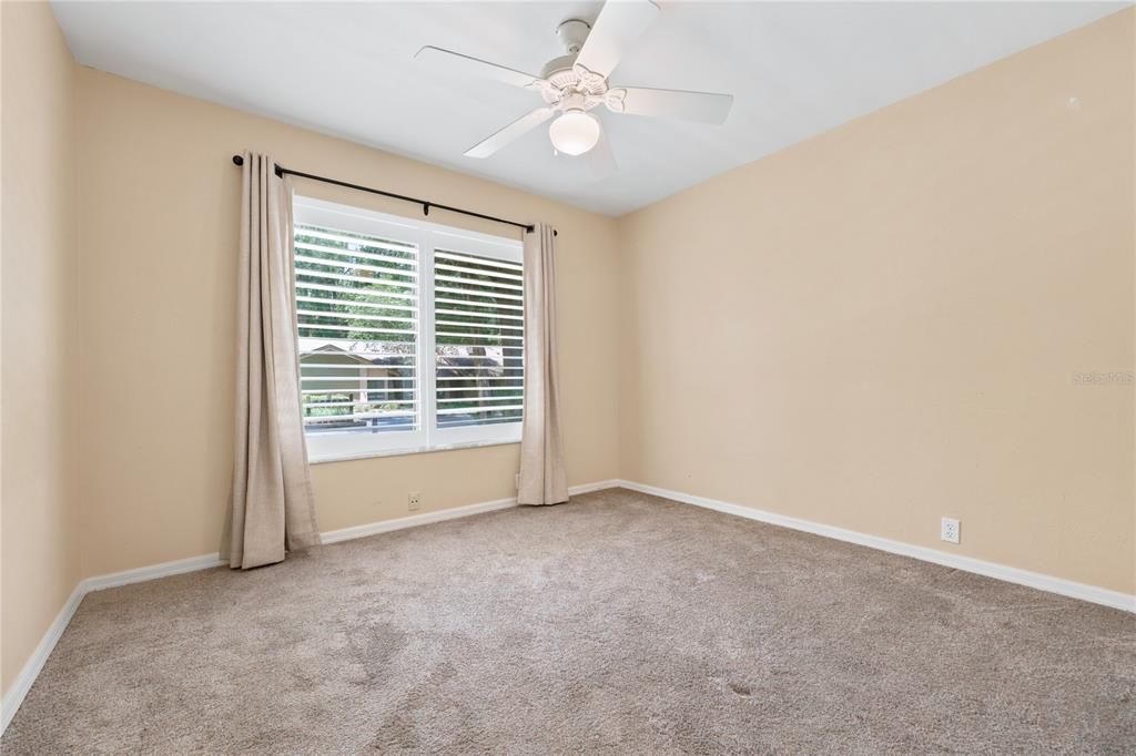 For Sale: $315,000 (3 beds, 2 baths, 1492 Square Feet)