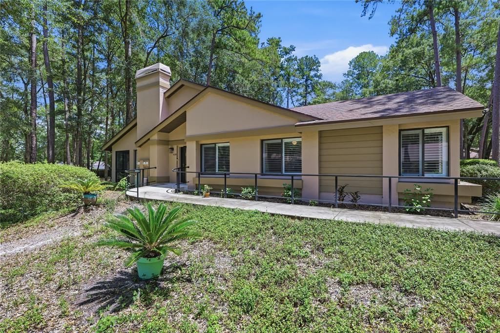 For Sale: $315,000 (3 beds, 2 baths, 1492 Square Feet)